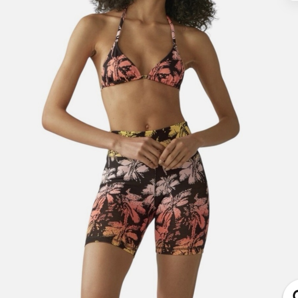 SOLID & STRIPED Biker Shorts